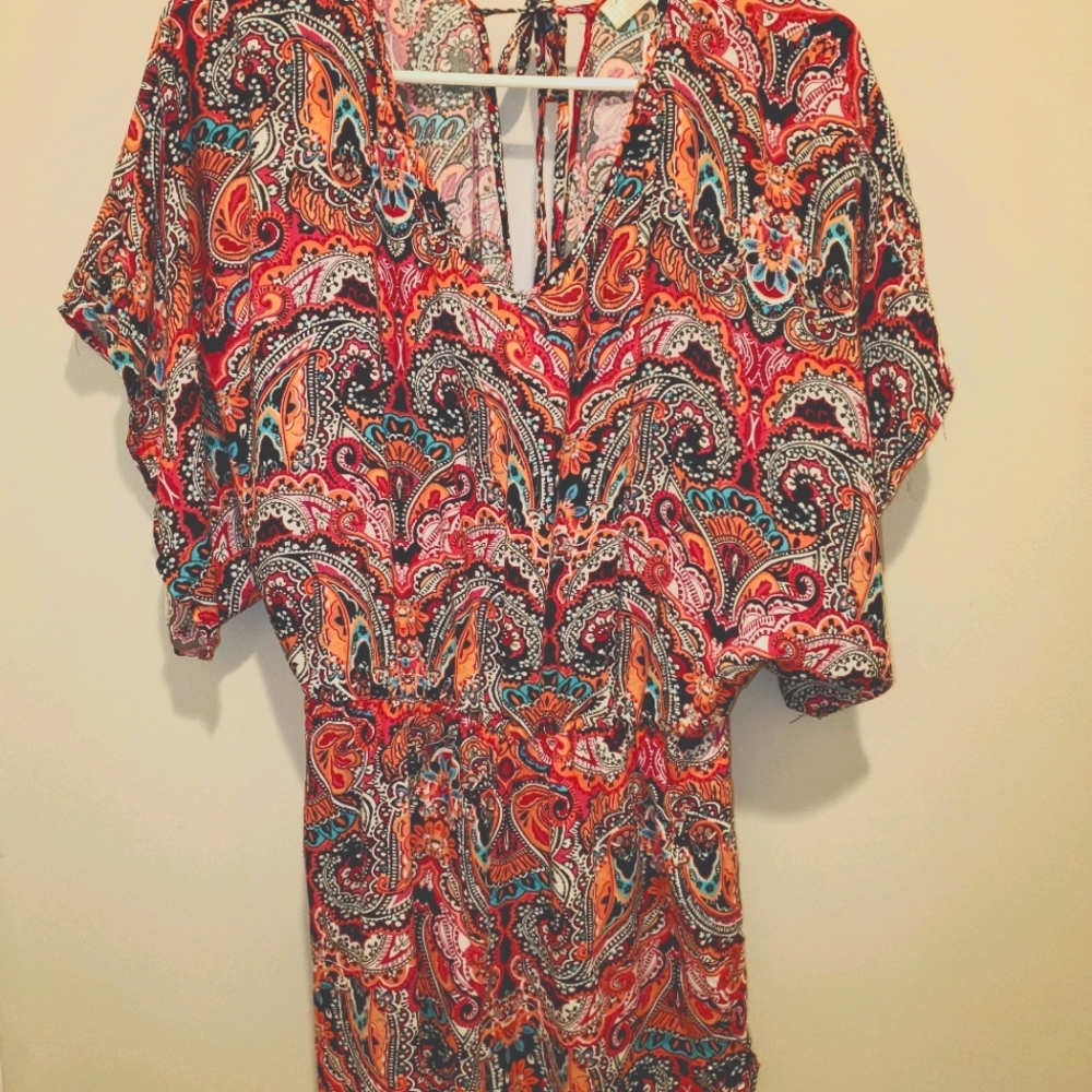 Super cute romper for summer